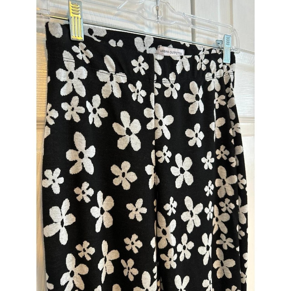 Urban Outfitters wide leg pants retro daisy - Picture 2 of 6